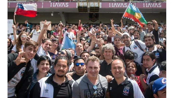 Colo Colo construye.