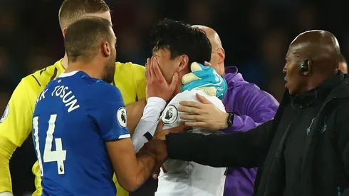 Son llora tras lesionar a André Gomes.