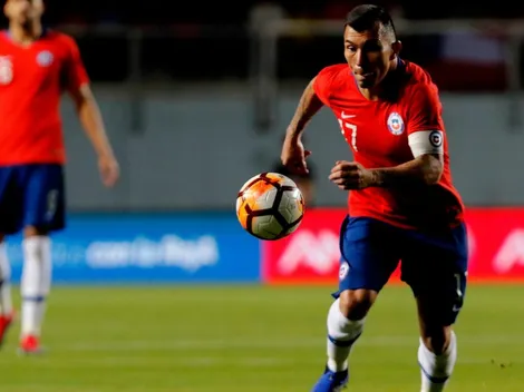 Medel: "Dejen el payaseo y pónganse de acuerdo por el bien de Chile"