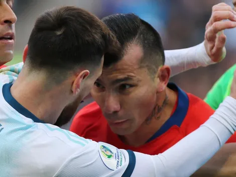 Copy-paste: Jueza de la Conmebol le da el mismo castigo a Medel que a Messi