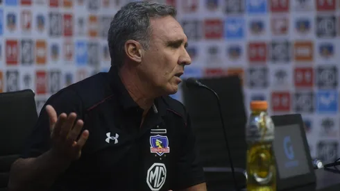 Espina le pone llave al plantel de Colo Colo.