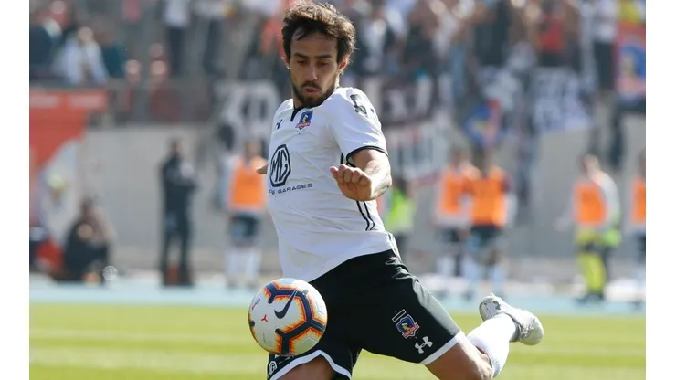 Jorge Valdivia jugando por Colo Colo