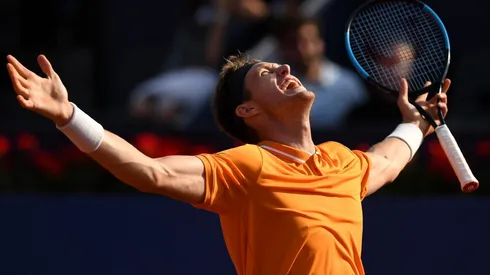 Jarry disfruta las virtudes de su nuevo saque.