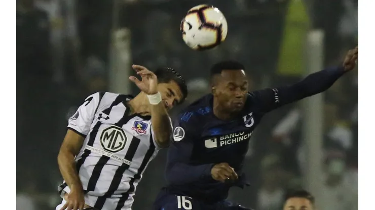 UC de Ecuador sorprende a Colo Colo.