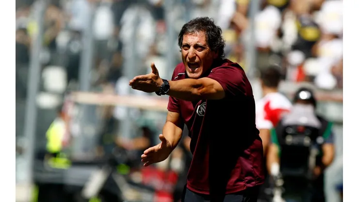 Mario Salas protestó contra el "juegue juegue"