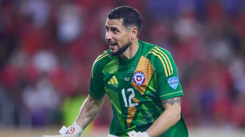 Arias no está en La Roja: Gareca explica su ausencia.