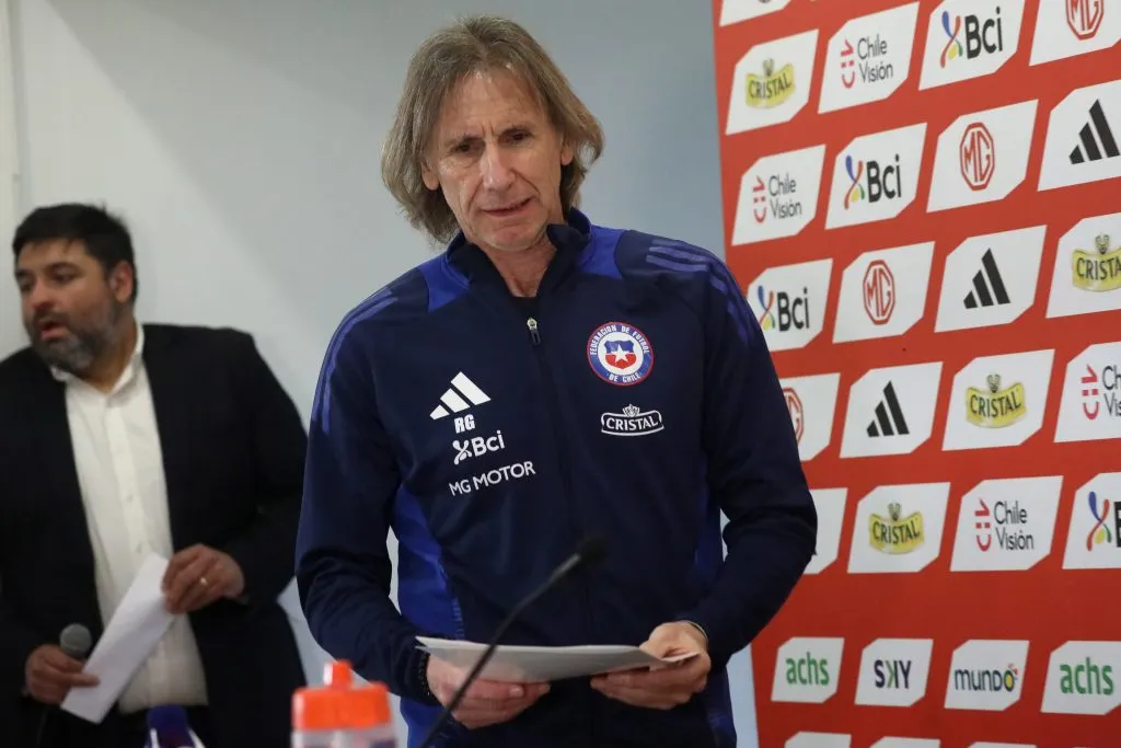 Ricardo Gareca dio la nueva nómina de la Roja. Foto: Javier Salvo/Photosport
