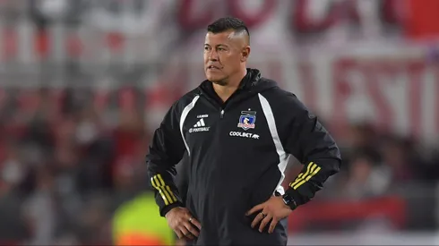 Jorge Almirón cambia el once de Colo Colo.