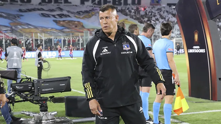 Caamaño grita no a la renovación de Almirón en Colo Colo.