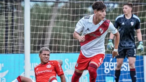 Martín Lucero se mantiene en Colo Colo.