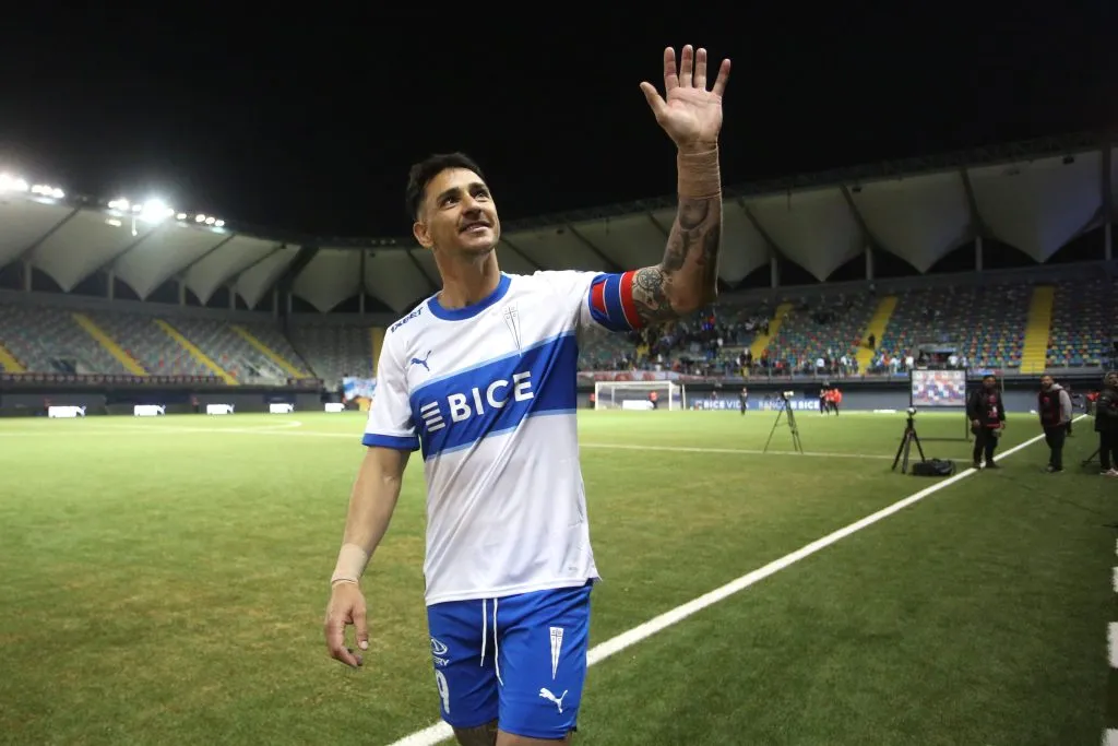 Zampedri, quien recién alcanzó 118 goles, está en riesgo por tarjetas amarillas | Photosport