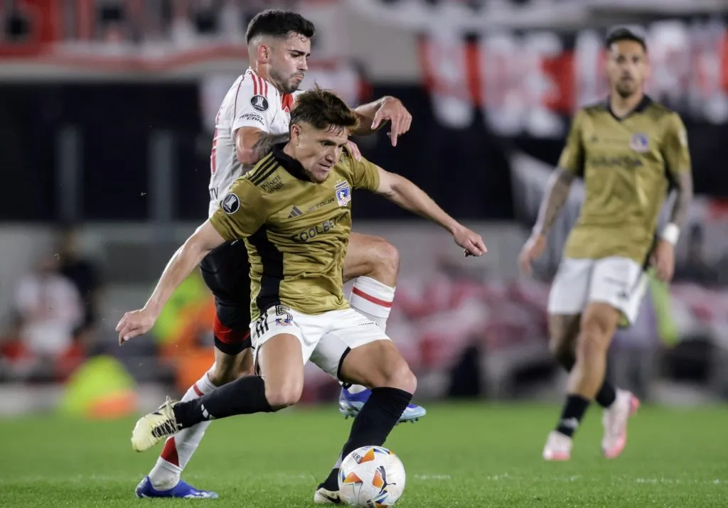 Leonardo Gil fue blanco de críticas de los hinchas de Colo Colo tras otra pobre actuación. Foto: Photosport.