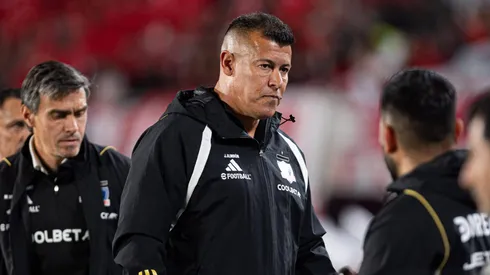 A Almirón no le perdonaron la tardanza en los cambios