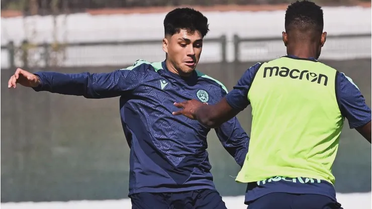 Damián Pizarro jugó en el equipo juvenil de Udinese.