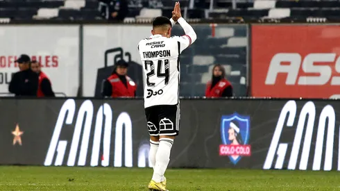 Jordhy Thompson volvió a acordarse de Colo Colo desde Rusia.