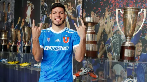 El defensor venezolano vivió un rápido amor con los hinchas de la U