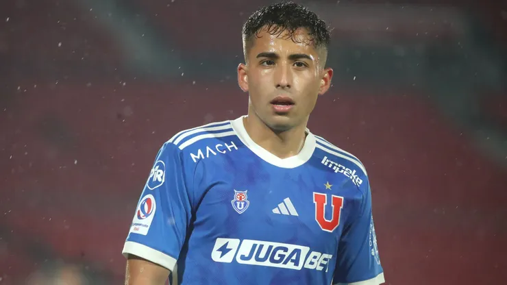 Lucas Assadi no logra volver al equipo titular de la U.