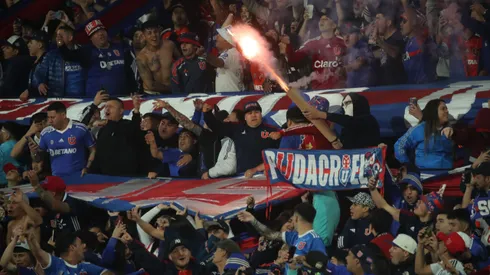 El reportaje apunto a un grupo de Los de Abajo y salpicó a la U y la ANFP.