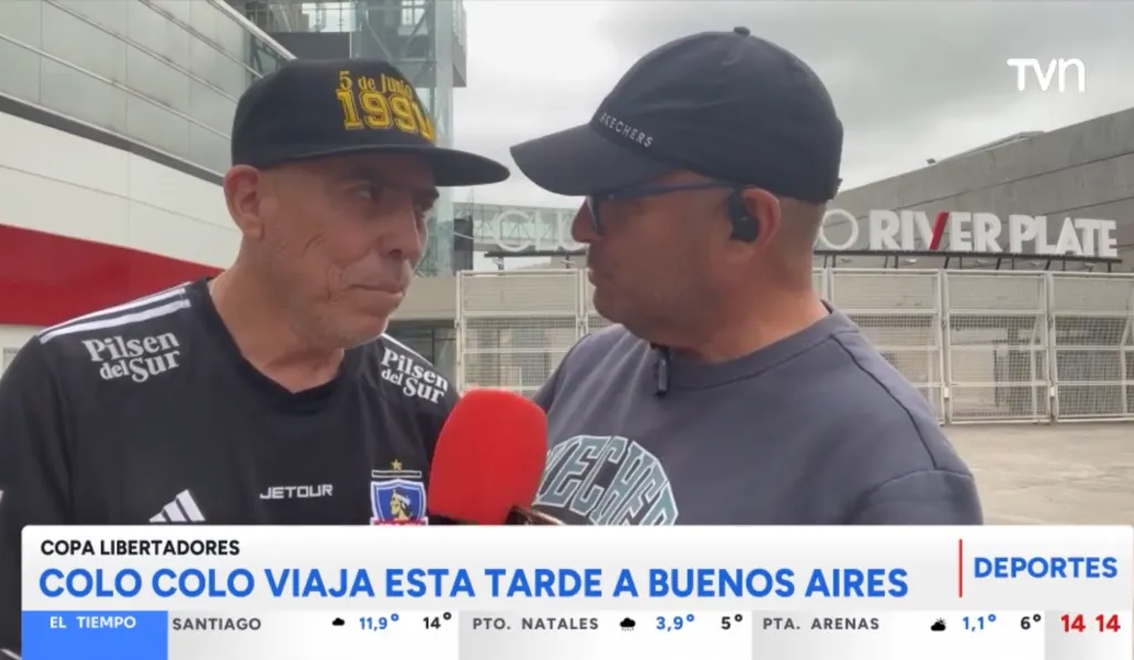 Los hinchas de Colo Colo en el estadio de River Plate. Foto: TVN.