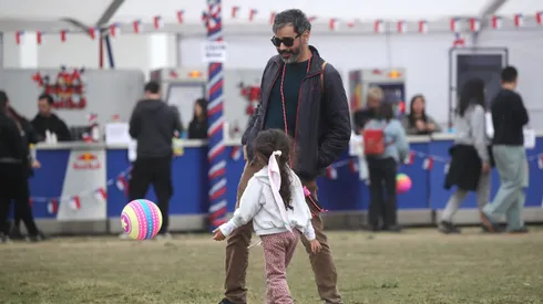 Familias celebran en las fondas