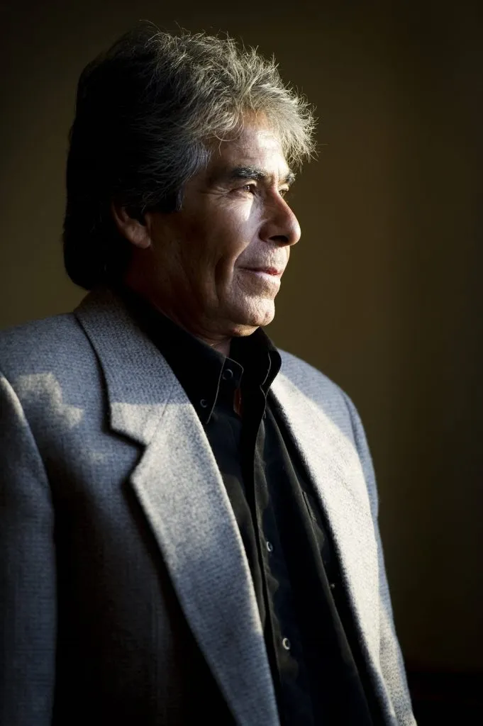 Mario Gómez en Suecia, hablando sobre su experiencia de dos meses atrapado en una mina | Foto: Imago