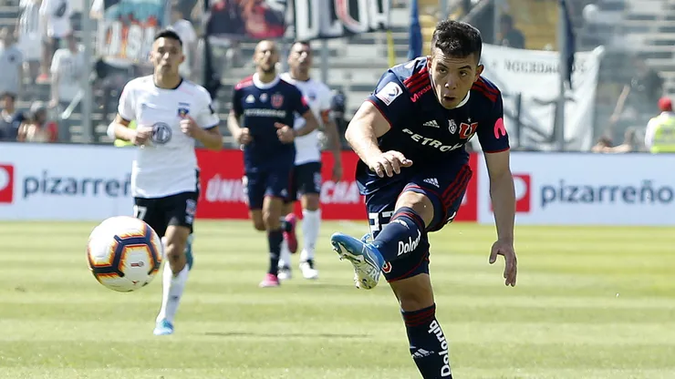 Hinchas de Colo Colo piden a ex Universidad de Chile.
