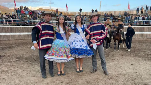 Los campeones celebran en Colina.