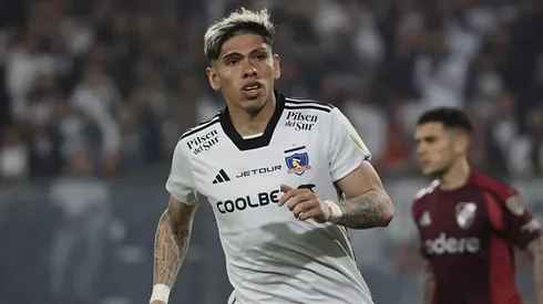 Carlos Palacios le hace ojitos a Boca y a Riquelme