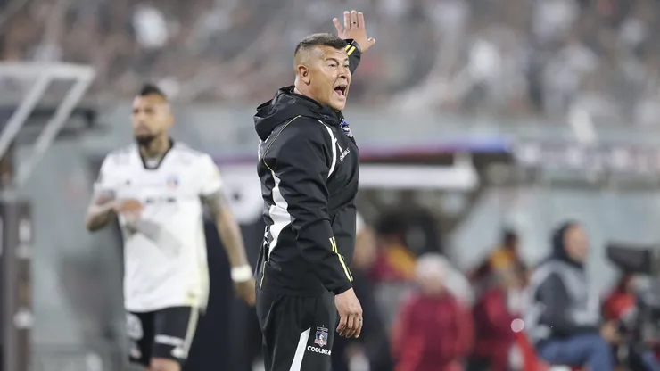 Jorge Almirón piensa en la revancha con River.
