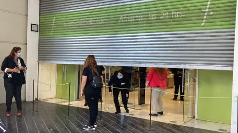 Revisa qué locales funcionarán este 18 de septiembre.