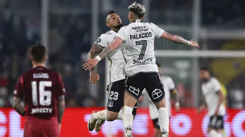 Carlos Palacios y Arturo Vidal hicieron un gran partido.