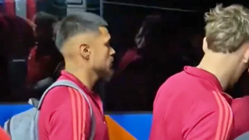 El defensor chileno se fue con un feo insulto del Monumental.