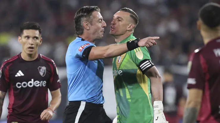 Una de las jugadas más polémicas del Colo Colo vs. River