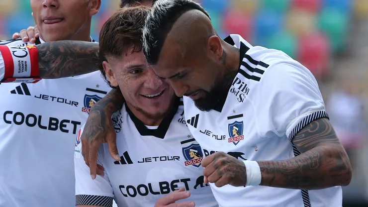 Arturo Vidal defendió a Leonardo Gil.