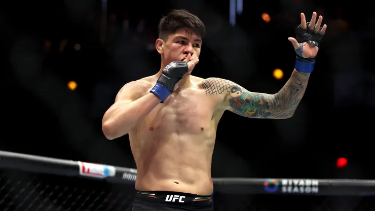 Ignacio Bahamondes es el mejor de la corta historia del MMA chileno.