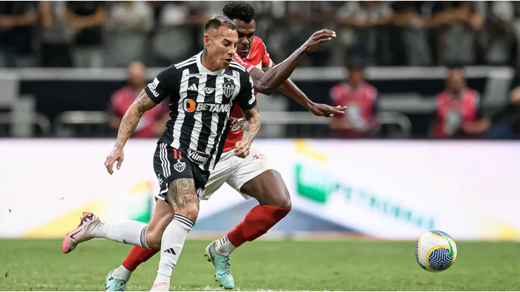 El futuro de Eduardo Vargas en el fútbol brasileño es una interrogante.