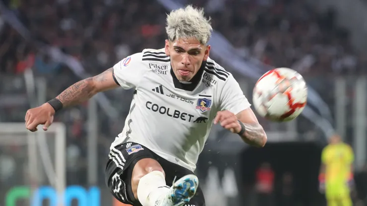 Olé pide a River tener cuidado con Carlos Palacios.