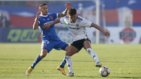 A pesar de tener dos partidos menos, Colo Colo sigue como escolta de la U en la tabla.
