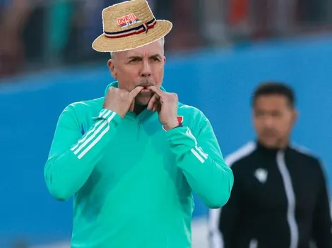 Gustavo Álvarez premia a la U para Fiestas Patrias