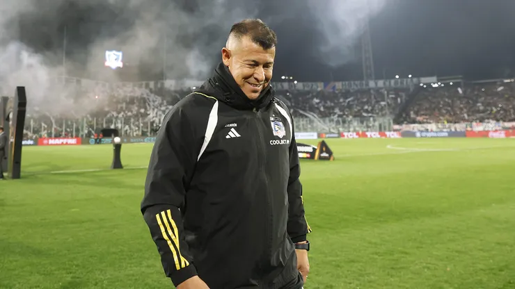 Jorge Almirón prepara el partido de Colo Colo ante River.