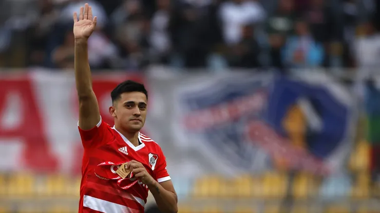Pablo Solari vuelve a reecontrarse con los hinchas de Colo Colo.