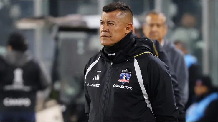 Jorge Almirón en Colo Colo ya no realiza partidos amistosos de práctica.