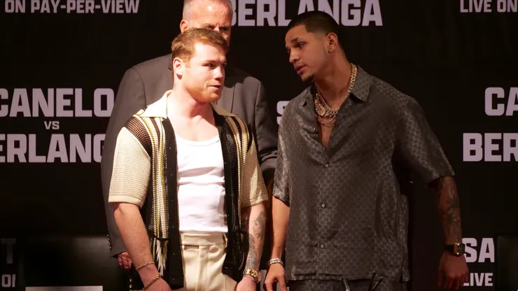 Canelo Álvarez vuelve a ponerse los guantes.