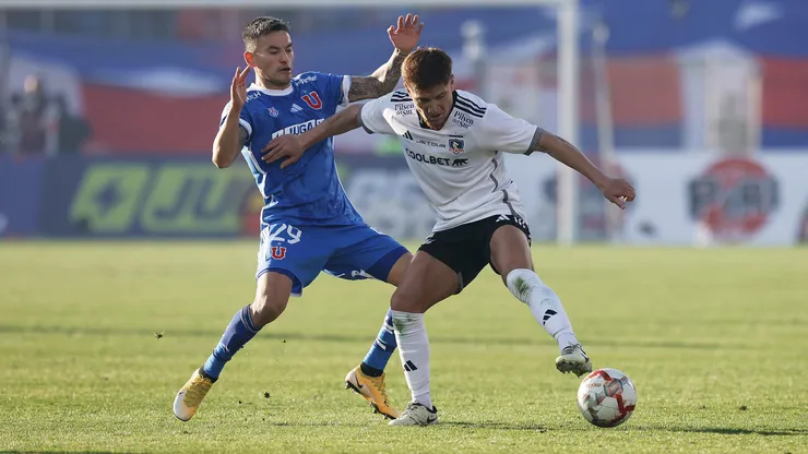 La U lucha con Colo Colo el título del Campeonato Nacional.