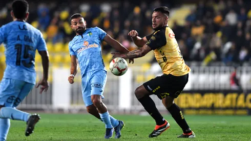 Bryan Rabello y Andrés Chávez en Coquimbo Unido vs O'Higgins, en la fecha 9 del Campeonato Nacional 2024.