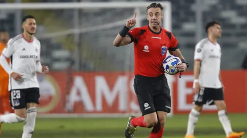 Raphael Claus dirige el duelo entre Colo Colo y River