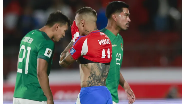 En la caída de Chile ante Bolivia, un dirigente lanzó insólitas declaraciones.