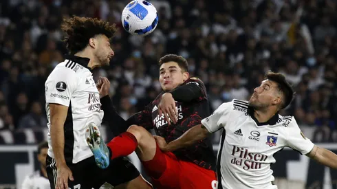 Falcón contra River en el partido jugador el 2022 en Santiago