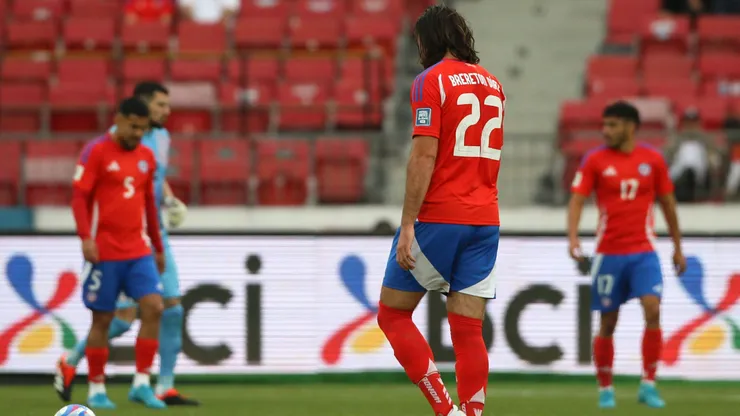 Ben Brereton vive duro momento en la Selección.