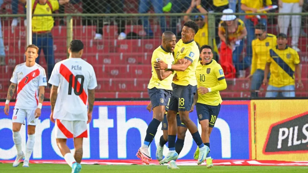 Ecuador le ganó a Perú y permite que Chile no sea último en la tabla